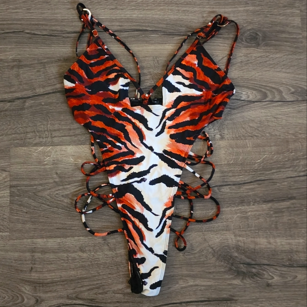 Icon Swim x CITY GIRLS  Animal Print High Cut One-Piece Swimsuit Sz M